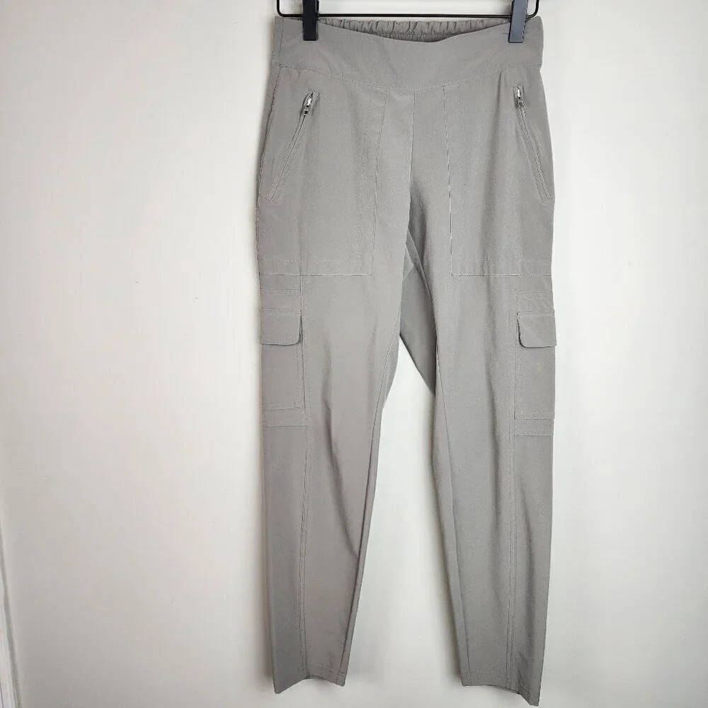 Athleta size 0 lightweight  cargo pants Chelsea gray woman / teen girl